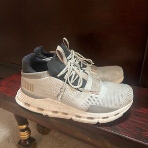 Women’s on cloud nova